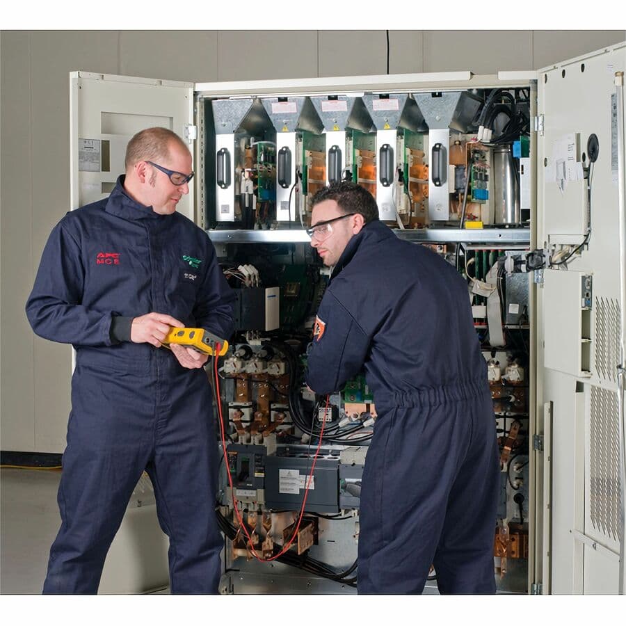 APC 2-year on-site warranty extension for one Galaxy VS 100 to 150 kVA UPS