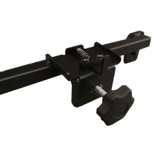 APC NetShelter SX 42U black floor-standing rack enclosure, 600 mm x 1,200 mm