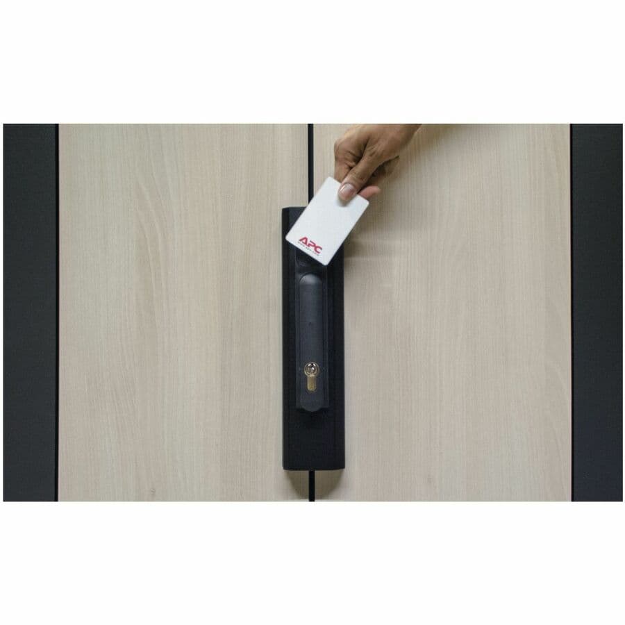 NETSHELTER CX HIGH SECURITY HANDLE ADAPT view 4