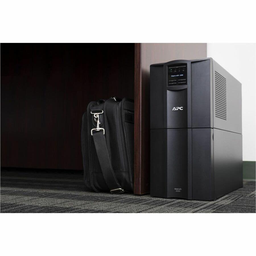 APC SMART-UPS 2200VA LCD 120V WITH SMARTCONNECT TAA-COMPLIANT view 3