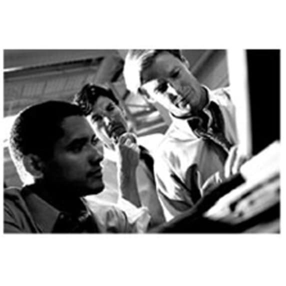 APC 1 year next business day on-site service for critical infrastructure support