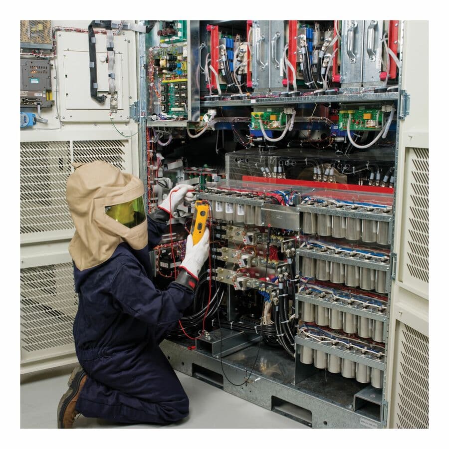 START-UP SERVICE FOR (1) EPS 8000 555KVA UPS view 2