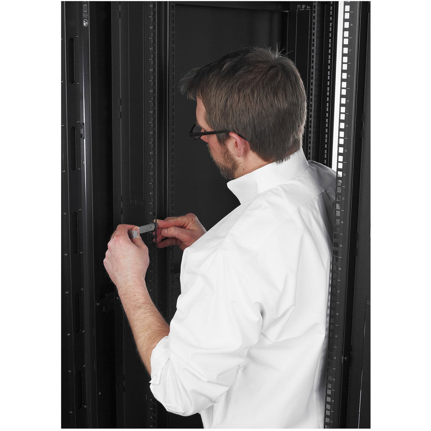 NetShelter SV 42U view 14